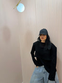 Maglia oversize double con canotta rimovibile e spallina nera