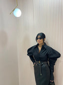 Camicia manica a sbuffo nera