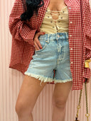 Shorts denim sfrangiato